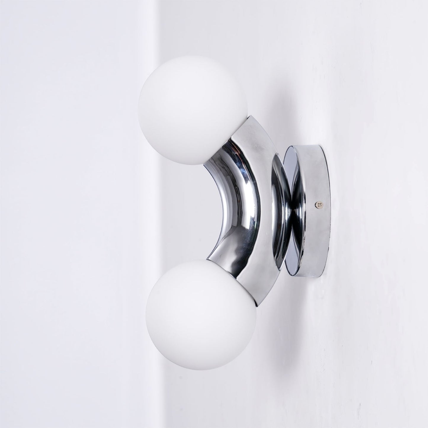 Arcadia Globe Wall Light