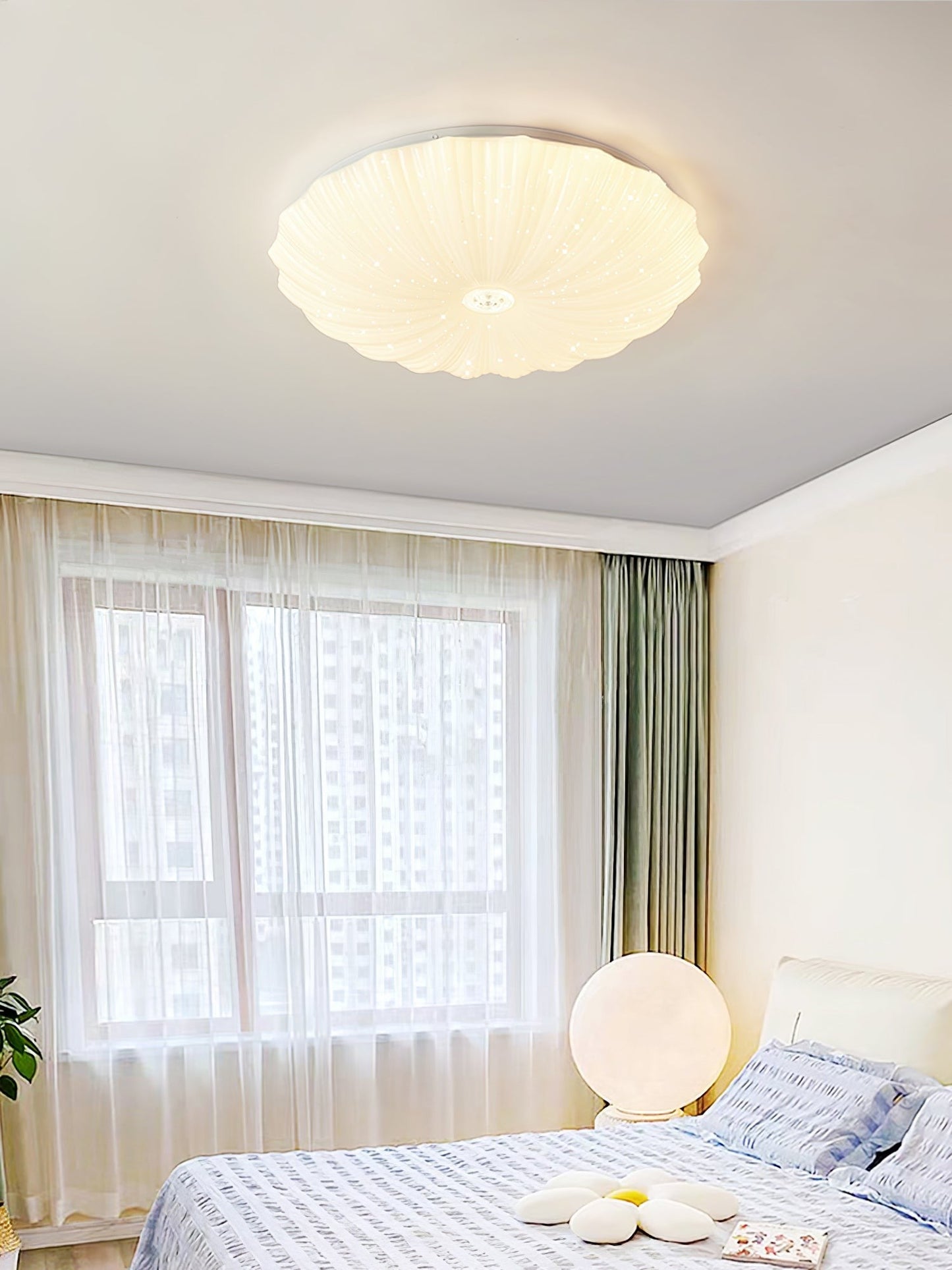Lunaris Shell Flush Mount Ceiling Light